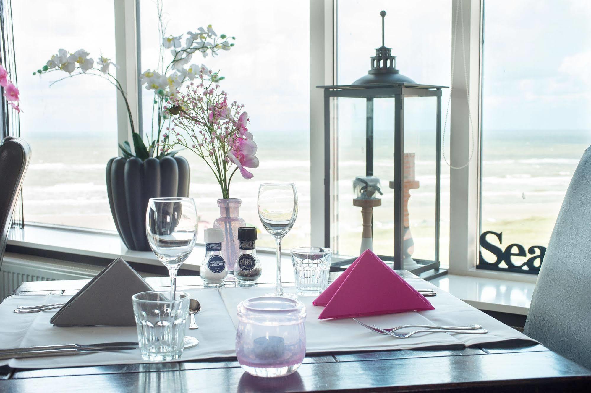Strandhotel Het Hoge Duin Wijk aan Zee Exteriör bild